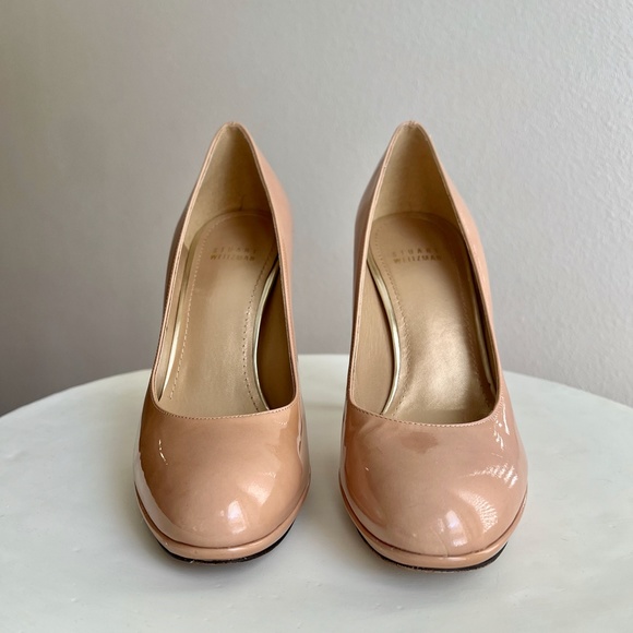 Stuart Weitzman Nude Patent Pumps - Picture 3 of 12